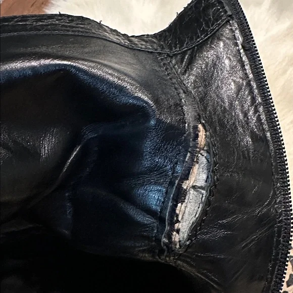 Elegant Leopard Print Heeled Boots - Picture 8 of 10